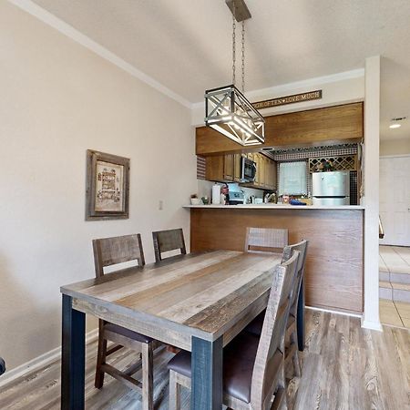 Condo On The Green Canyon Lake Luaran gambar